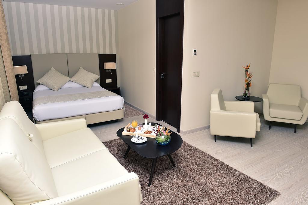 Az Hotels Zeralda Esterno foto